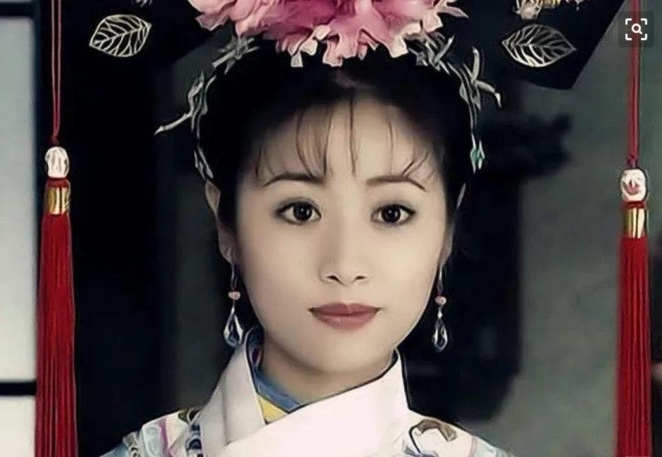 21年后再看紫薇，堪比顶级白莲花，童年欣赏终究错付了