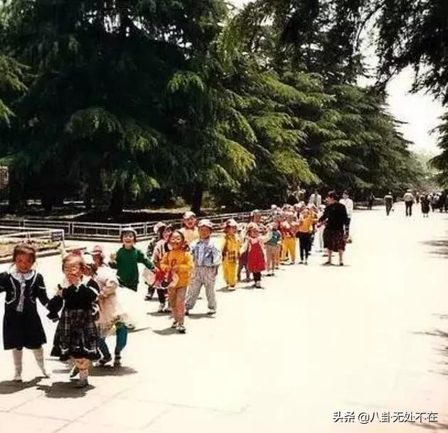 1980-1994年出生的*疆新**人抓紧看！再也回不去的年代
