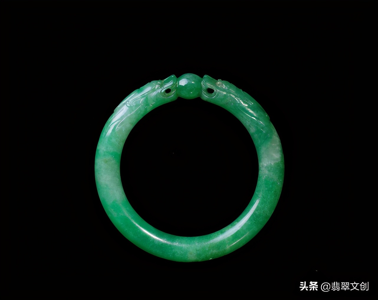 巴山玉到底是不是翡翠,什么是八三料翡翠