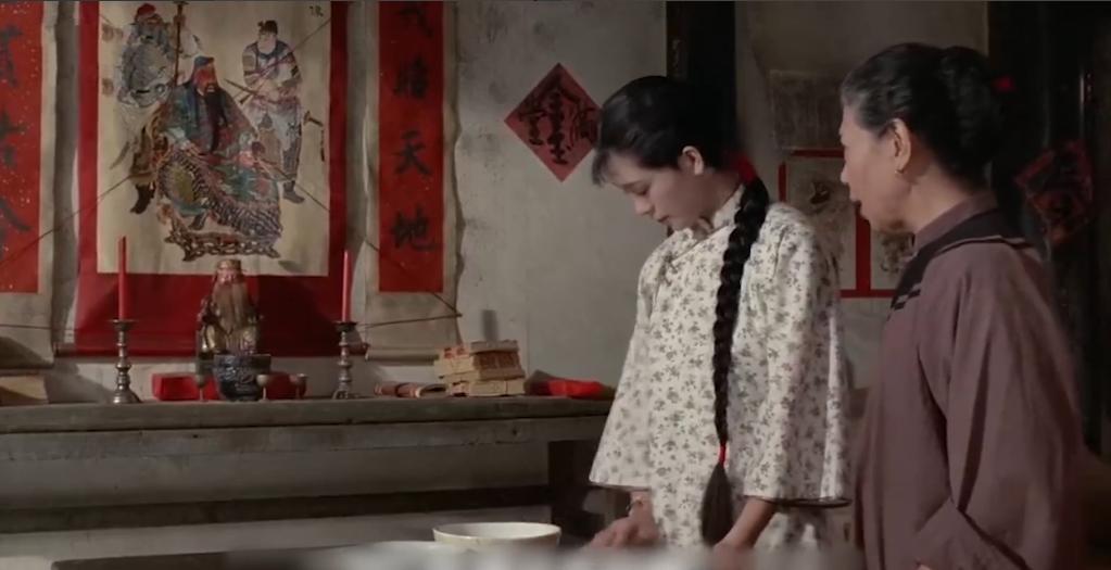 贫贱女子贪图富贵嫁入豪门，却与小叔暧昧逼死残疾丈夫：《怨女》