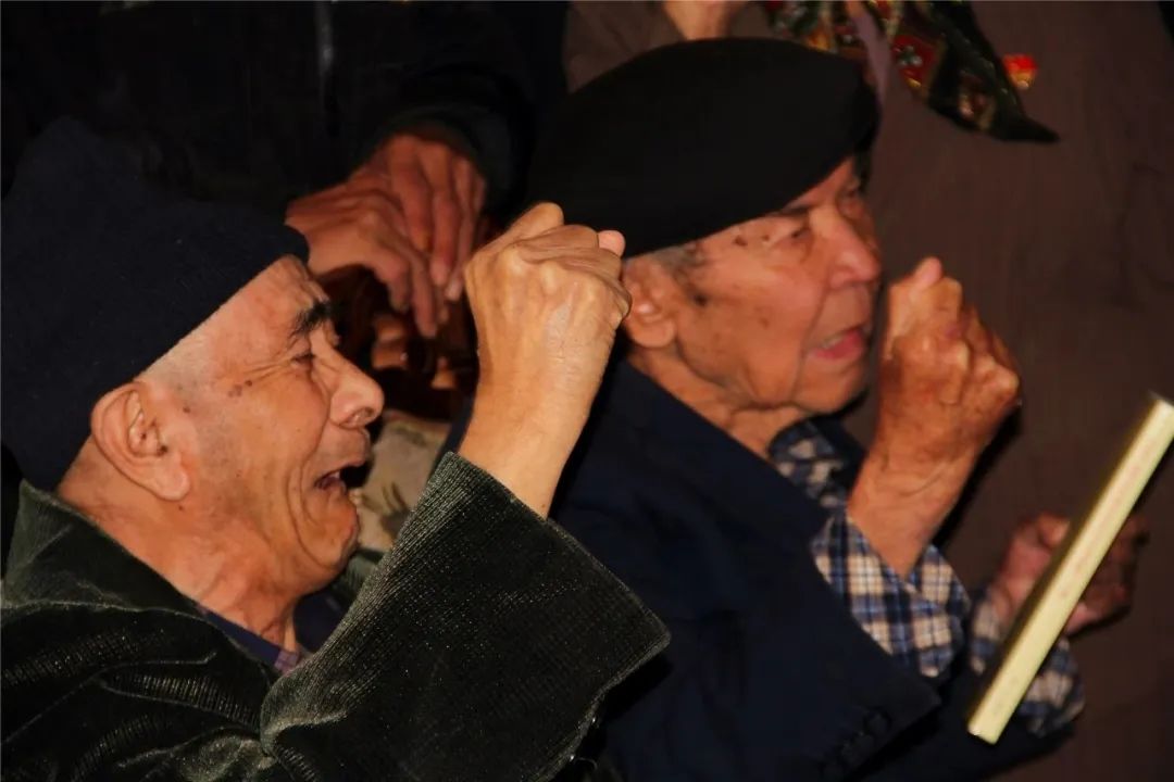 *疆新**欢喜老年公寓创始人热孜亚：她用爱为老人心中照进一束光