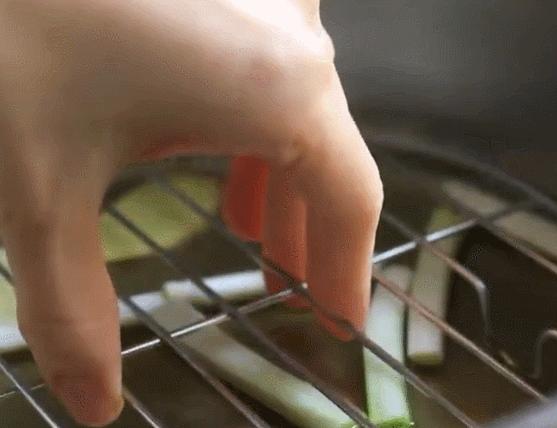 怎样做好吃的香鸡饭,如何在家做香菇滑鸡饭