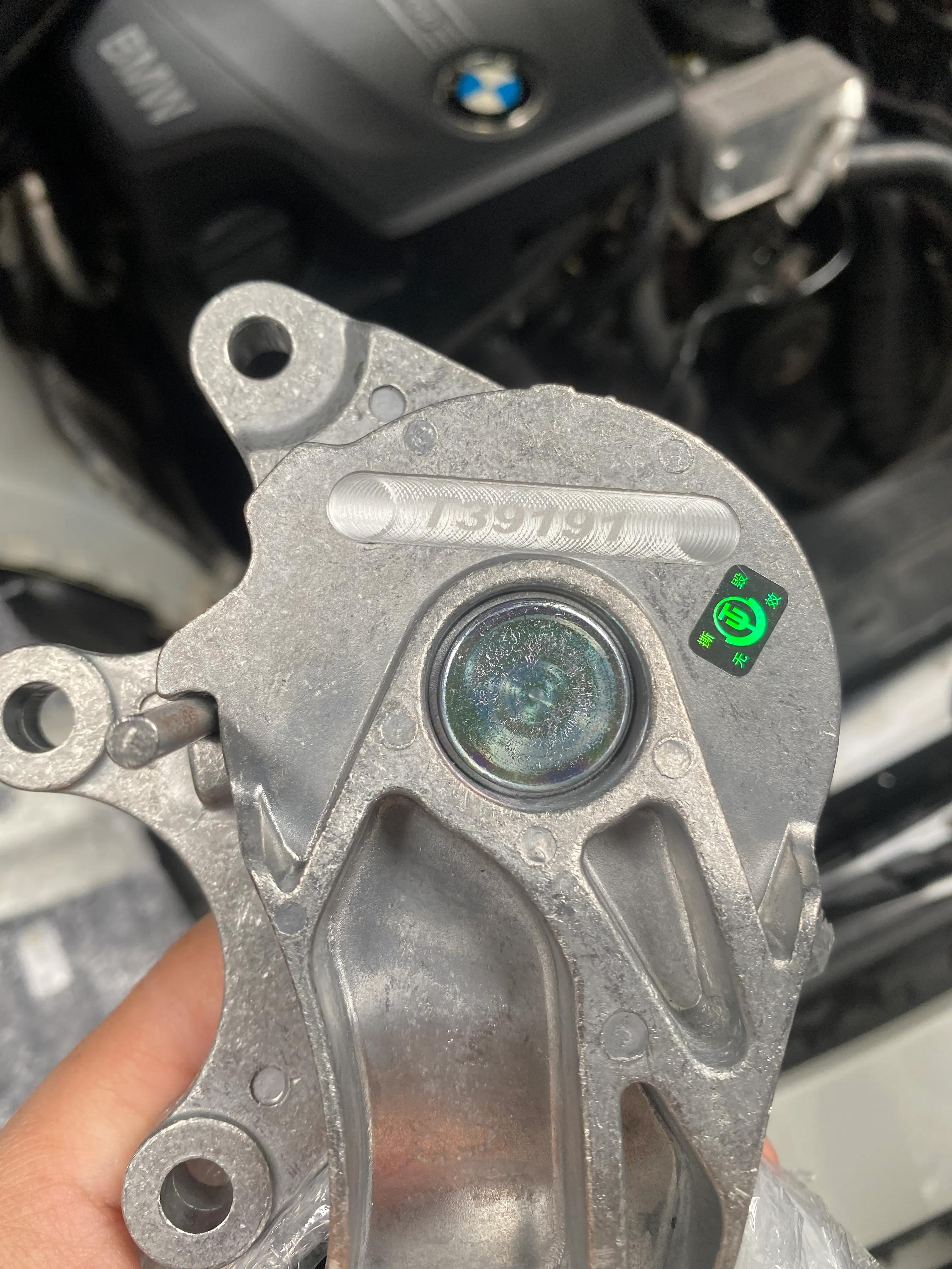 宝马3系f35更换膨胀阀,宝马3系f35发电机皮带安装图