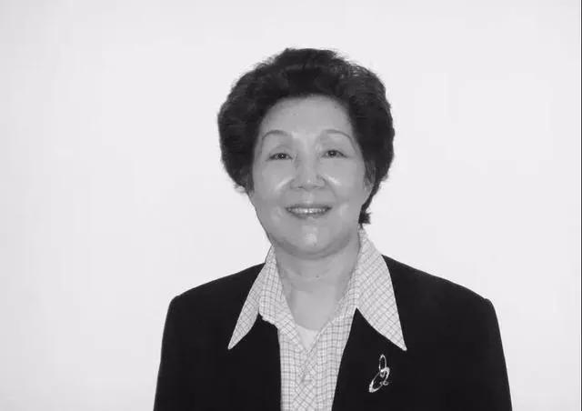 “四大才女”之一，严端逝世