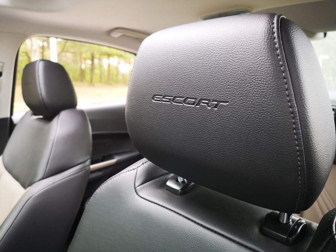 试驾最新款福特福睿斯视频,2018款福特福睿斯手动挡试驾