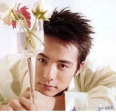 张含韵男友演了个绝世渣男，结果变开年第一爆小生