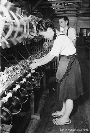 718工作制,肺结核和性侵:明治时期日本丝织女工的“大厂梦”