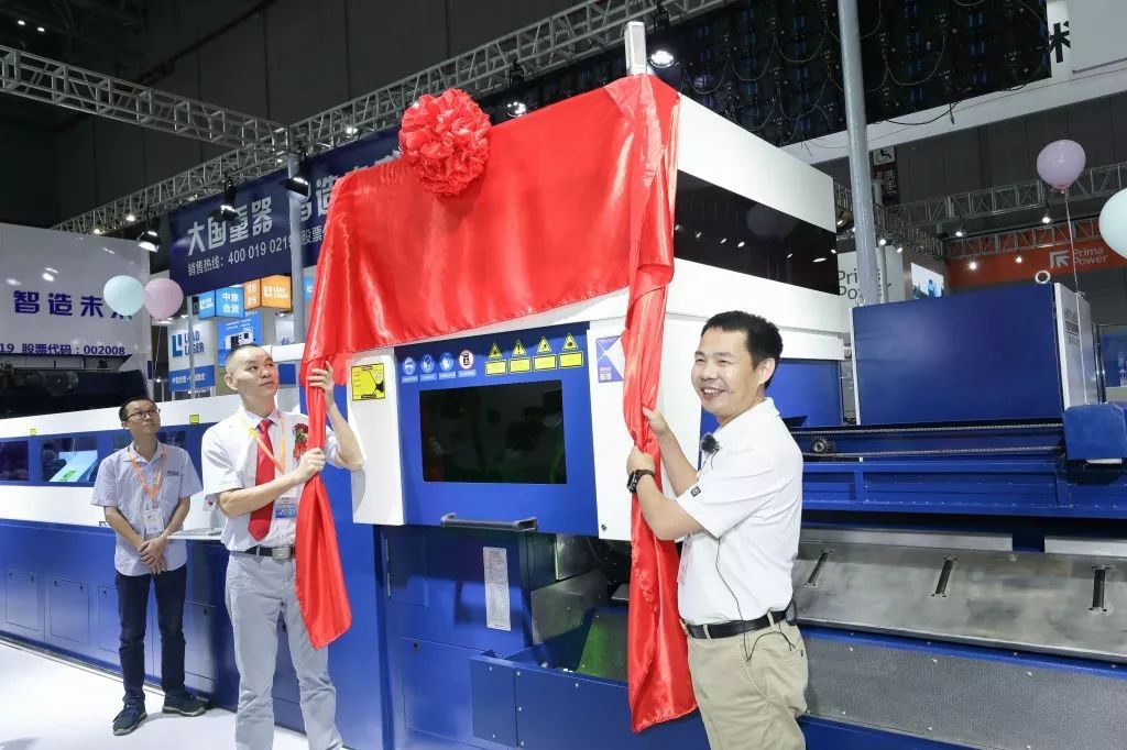 新款大族激光切管机设备,大族第四代激光切管机