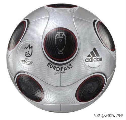 历届欧洲杯用什么球鞋品牌,历届欧洲赛场用球