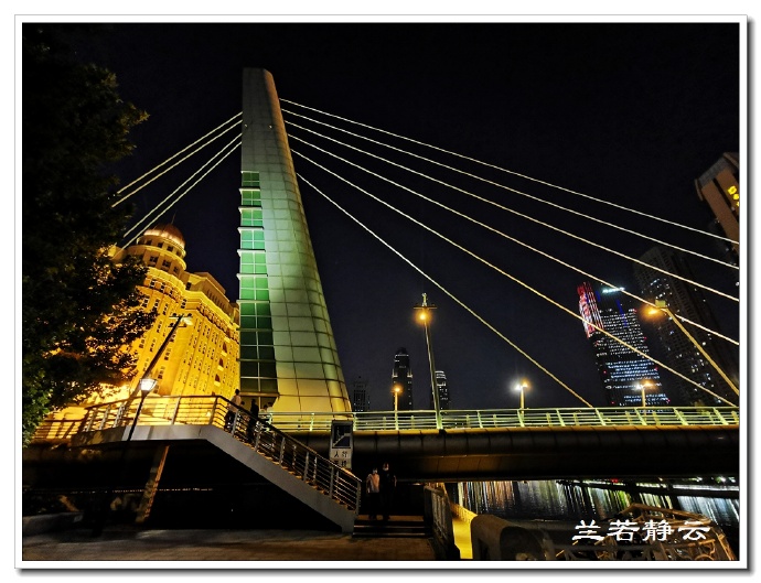 夜幕下的天津海河,美爆了