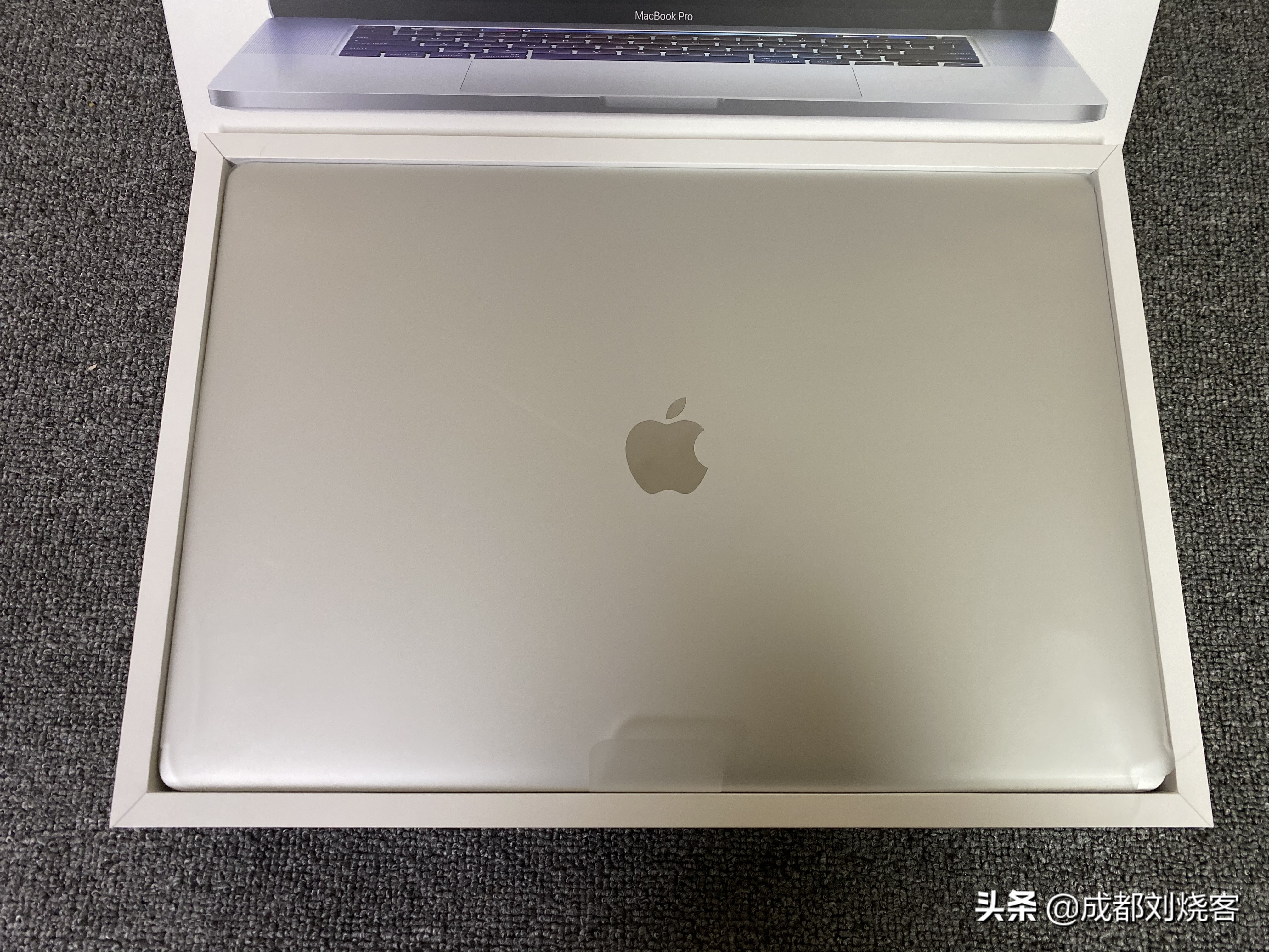 2019款MacBookPro16寸开箱+体验心得