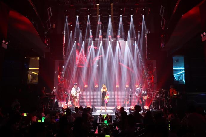 现场演唱会超燃livehouse,室内演唱会livehouse