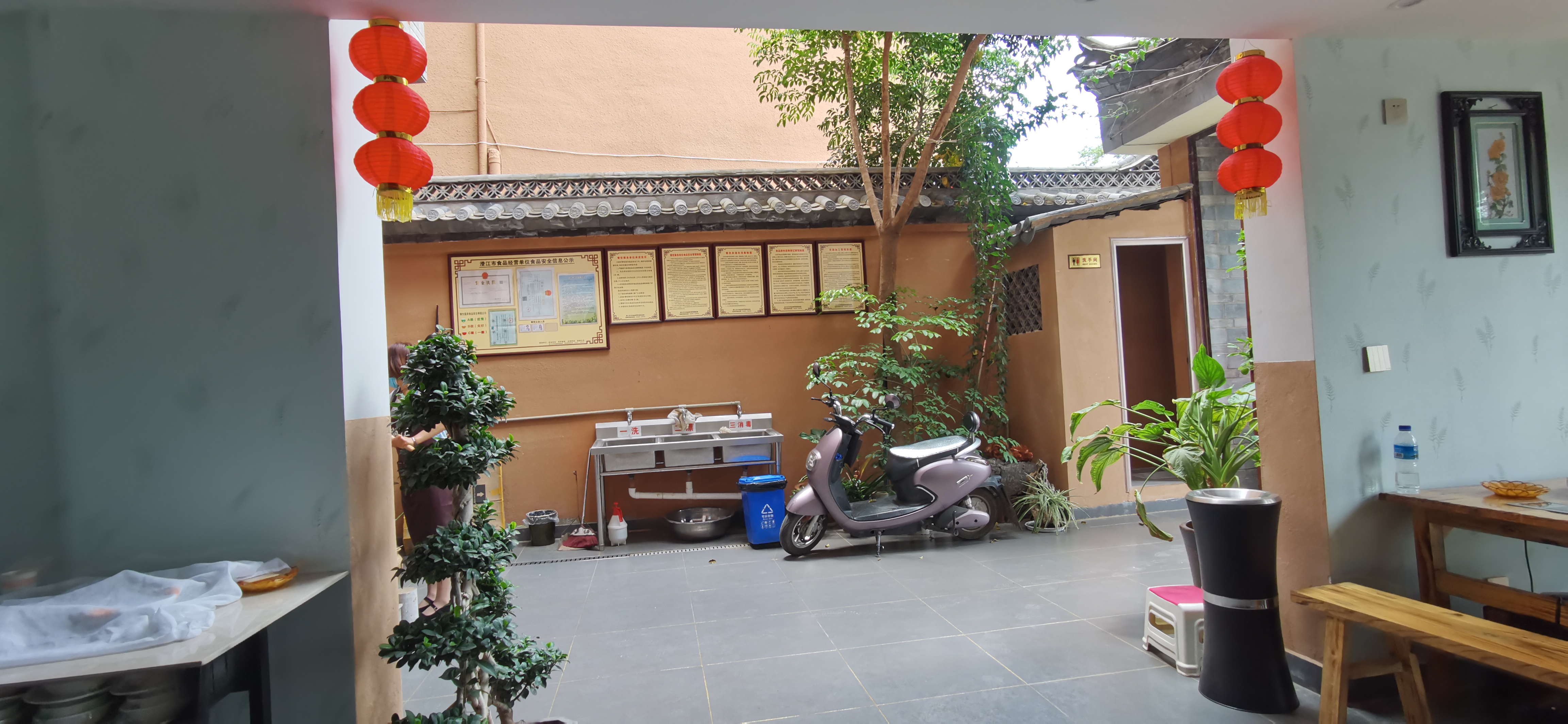 抚仙湖哪里吃铜锅鱼实惠,抚仙湖湖边哪里的石锅鱼最好吃