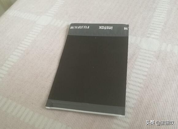 手机钢化贴膜边缘有气泡怎么办,贴膜有白边气泡和钢化膜有关系吗