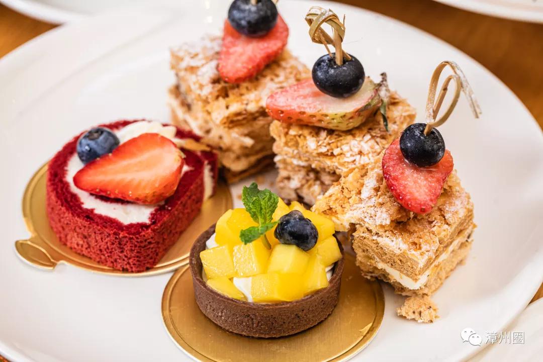 小龙虾海鲜自助烤肉,这家自助餐性价比超高