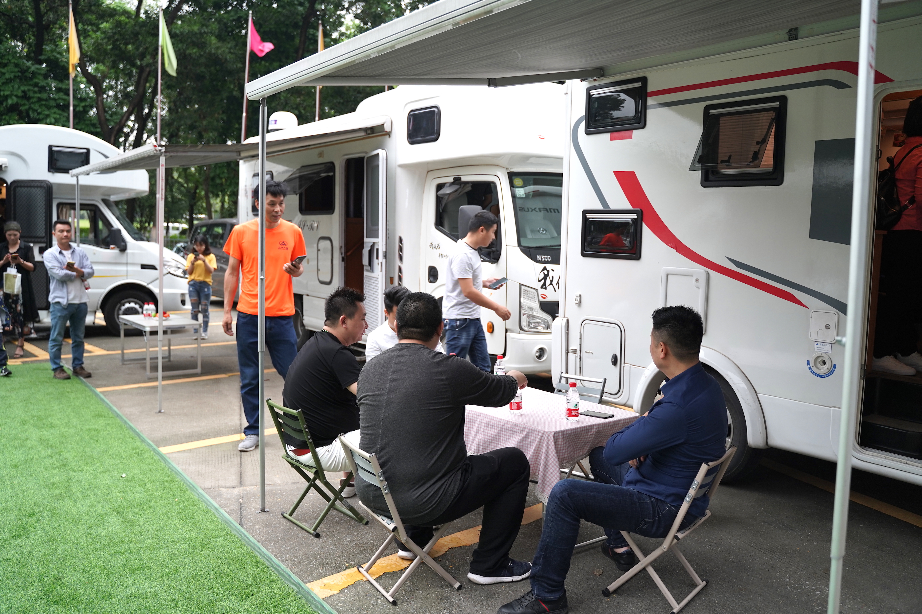 上汽大通与东莞青旅强强联手打造粤港澳大湾区旅游新章程