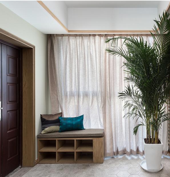 卫生间正对厕所门应该怎么设计,卫生间正对大门挂什么门帘图案好