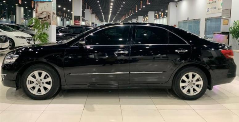 顶配凯美瑞都有哪些配置,24款凯美瑞的最低配有哪些配置