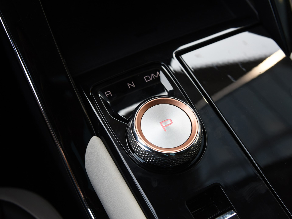 神车换代全新哈弗h6表现如何,哈弗h6supreme+版值得购买吗