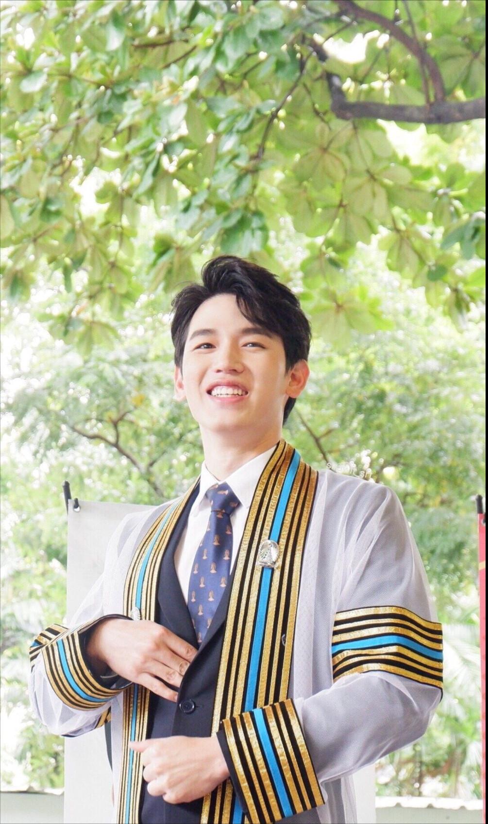 盘点他泰小可爱们的学士照：各个学霸努力又优秀