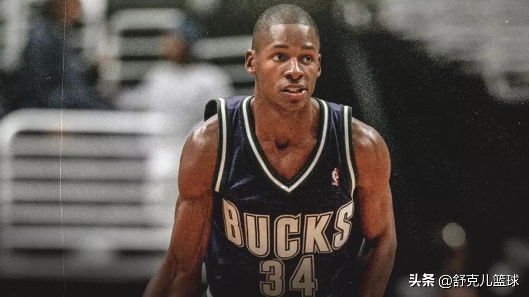 巅峰时期雷阿伦和汤普森谁厉害,汤普森超强无球跑位