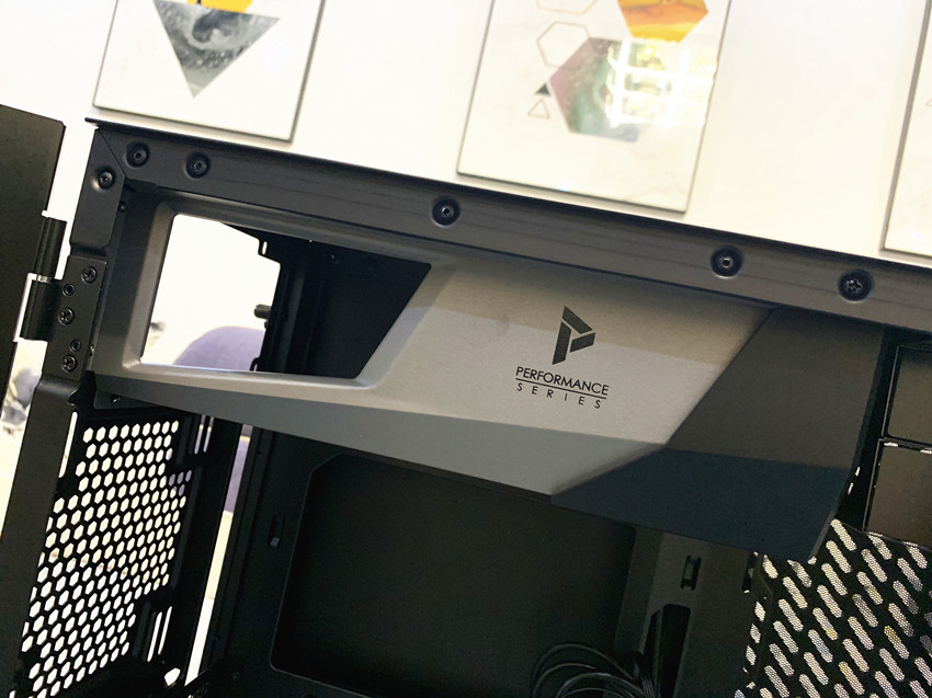 安钛克p120机箱安装走线视频,安钛克p120ce机箱白色