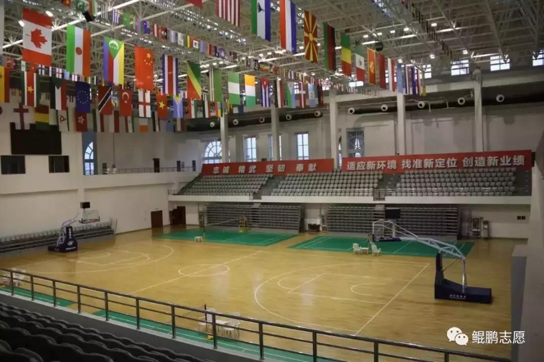 每日一校,记者报道海军潜艇学院