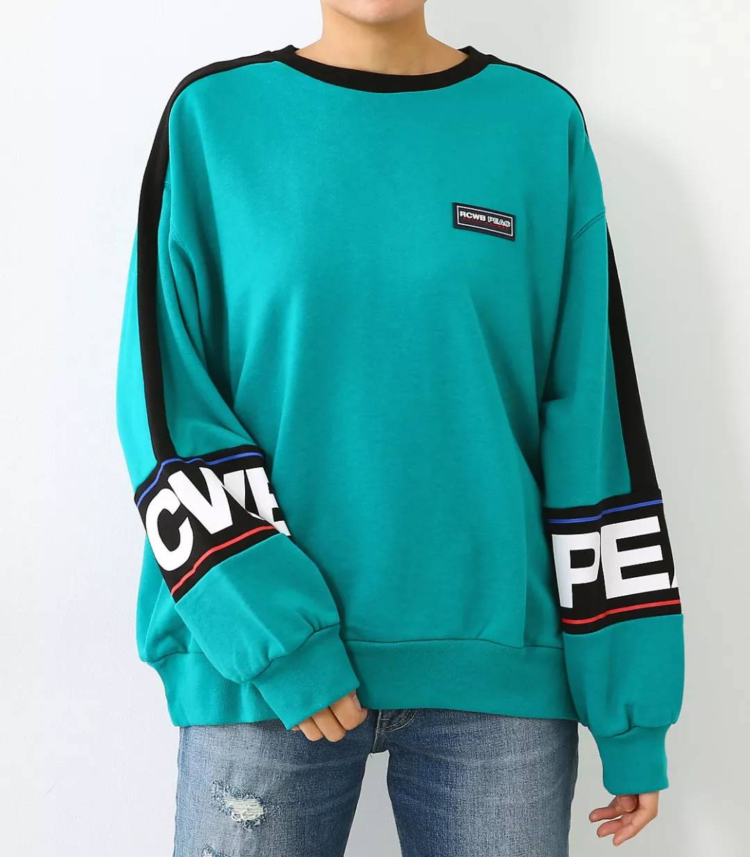 SLY、moussy、RCS等品牌杂志揭载:三吉彩花“东京都市物语”