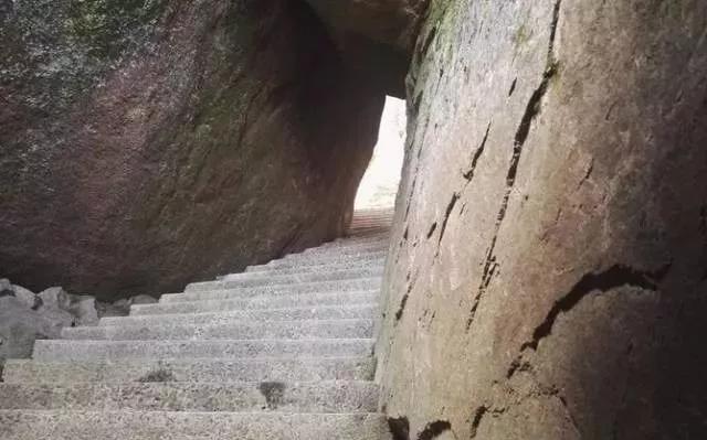 神秘的北纬30度线之谜,神奇的北纬30度未解之谜玛雅文明