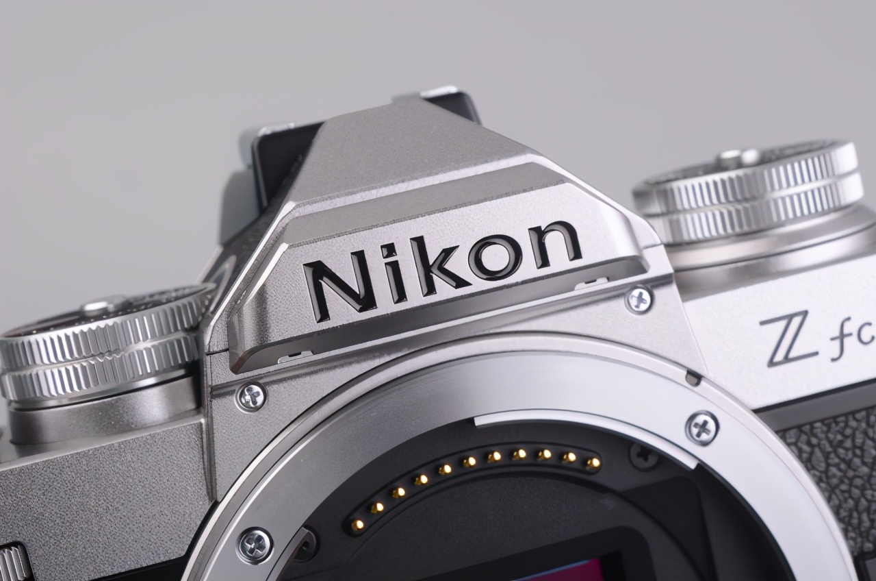 尼康zfc真实测评,尼康zfc复古拍人像