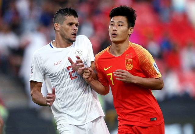 黄牌停赛还没完！国足淘汰赛对手遭遇重大打击，有1人已提前回国