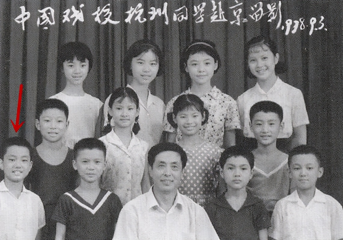 董勇敢,董勇香妃