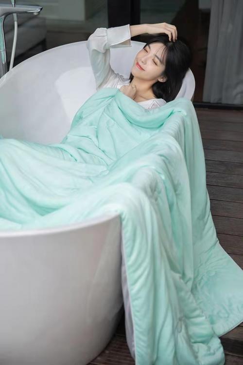 水星家纺夏凉被一面凉一面不凉,水星家纺为您的睡眠保驾护航