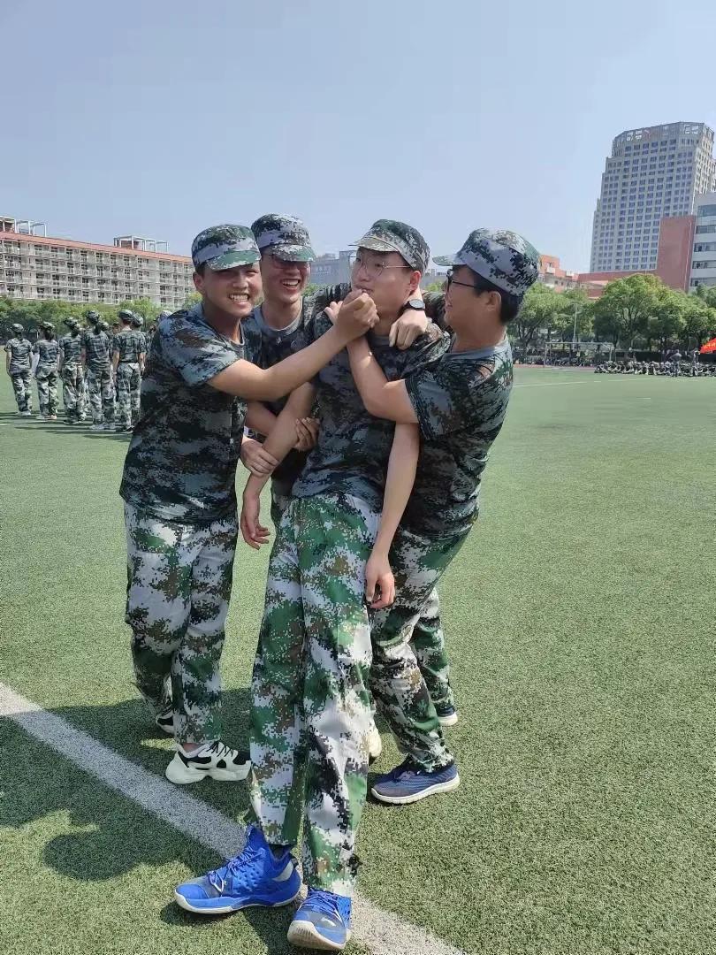 军训分列式日记,红五连战士的感悟