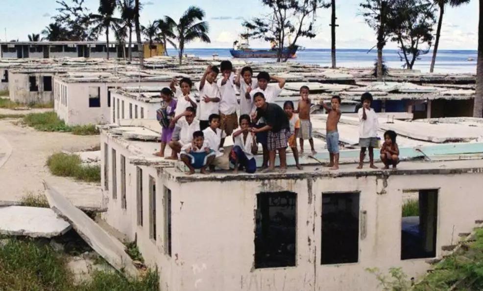 靠卖“鸟粪”一夜暴富的岛国，在“鸟粪”耗竭后走上了犯罪的道路