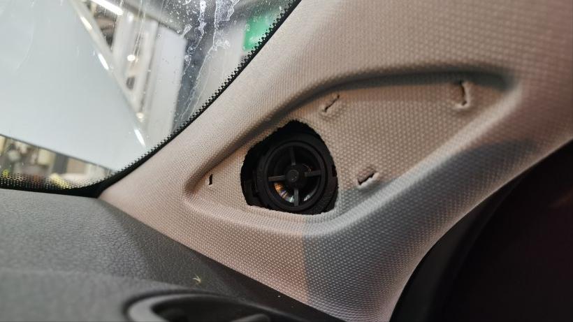 越野轮胎搭配在小车上好不好看,越野轮胎配轿车