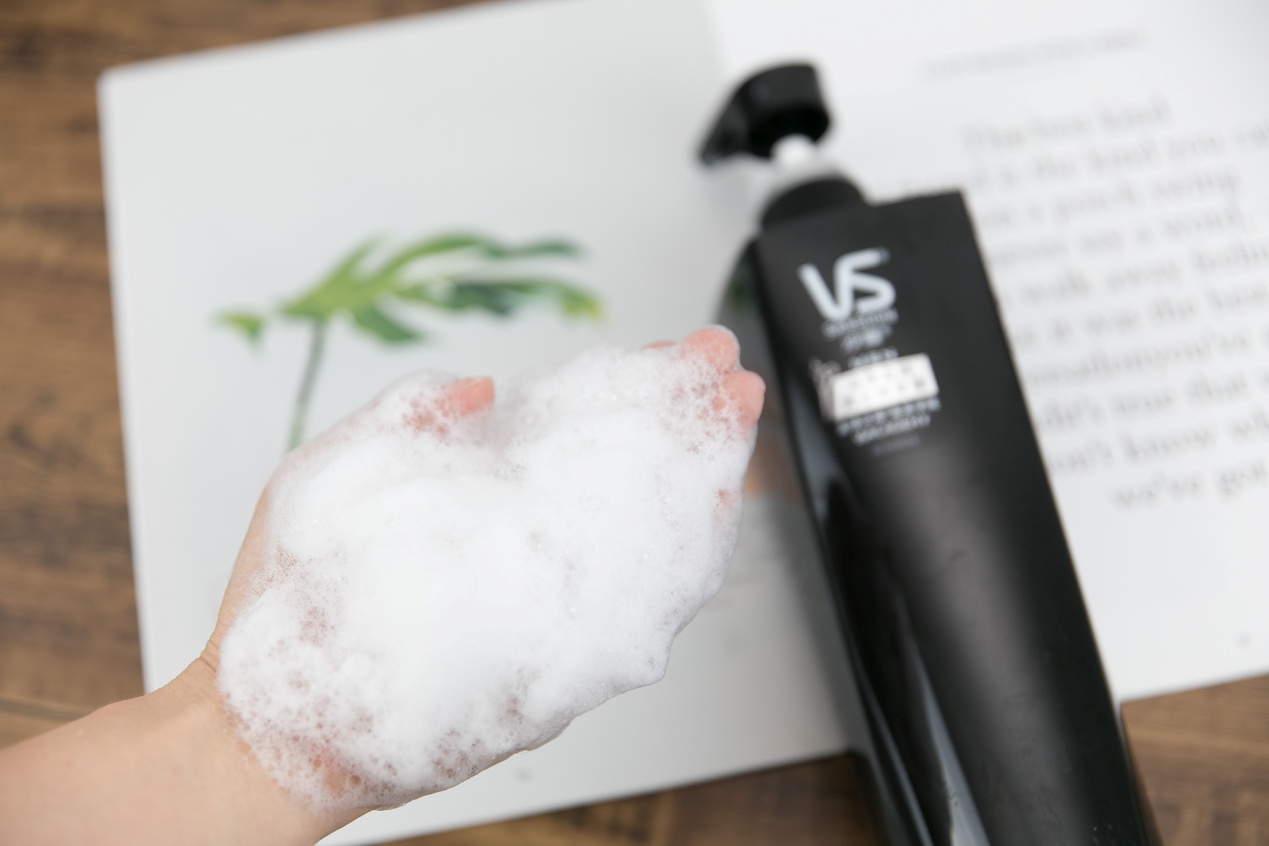 男士油性头发用什么洗发水,油性洗发水推荐男士