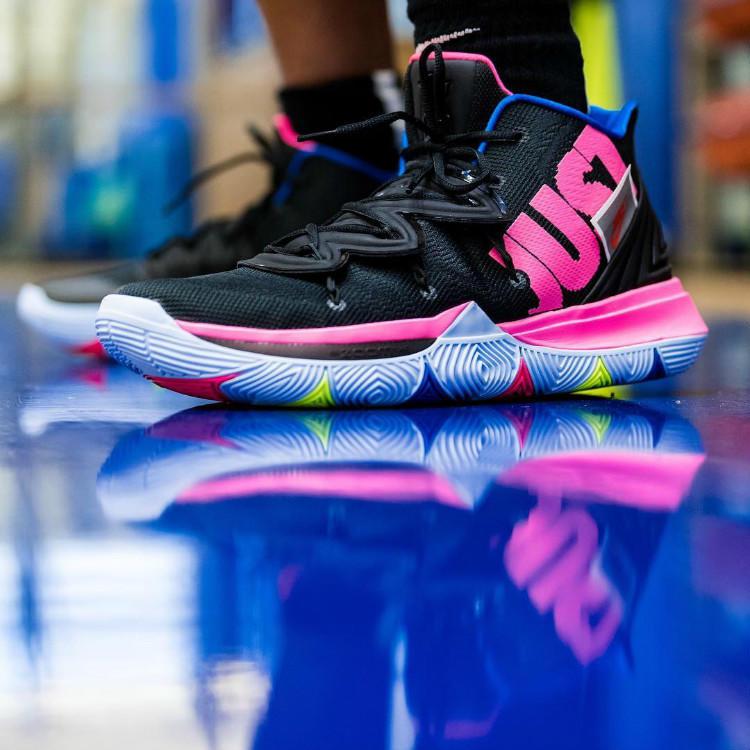 kyrie5最新海绵宝宝,kyrie5海绵宝宝评价