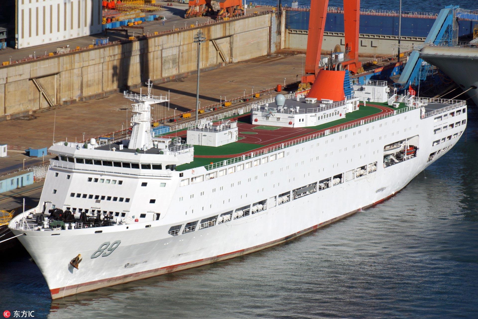 海军最新下水补给舰,海军医疗船现在还出海吗