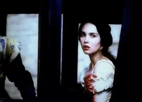 法兰西第一美人,法兰西第一美人阿佳妮