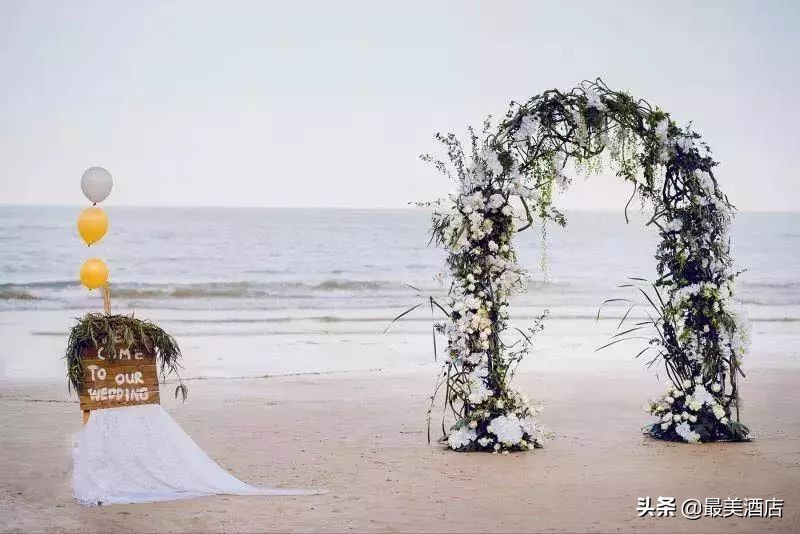 这对夫妻把渔民都嫌弃的破旧石头房，改成3个超美的民宿，美爆了