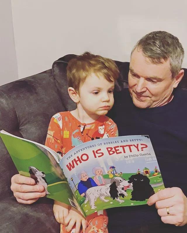 结婚30年生22娃，网友群嘲太窒息了，结果他们的生活却啪啪打脸