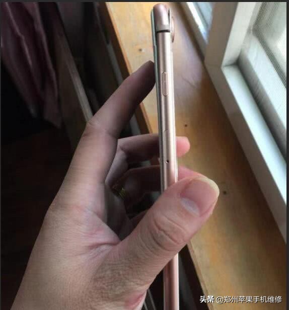 怎么维修摔变形的手机,修一个摔成两半的手机多少钱