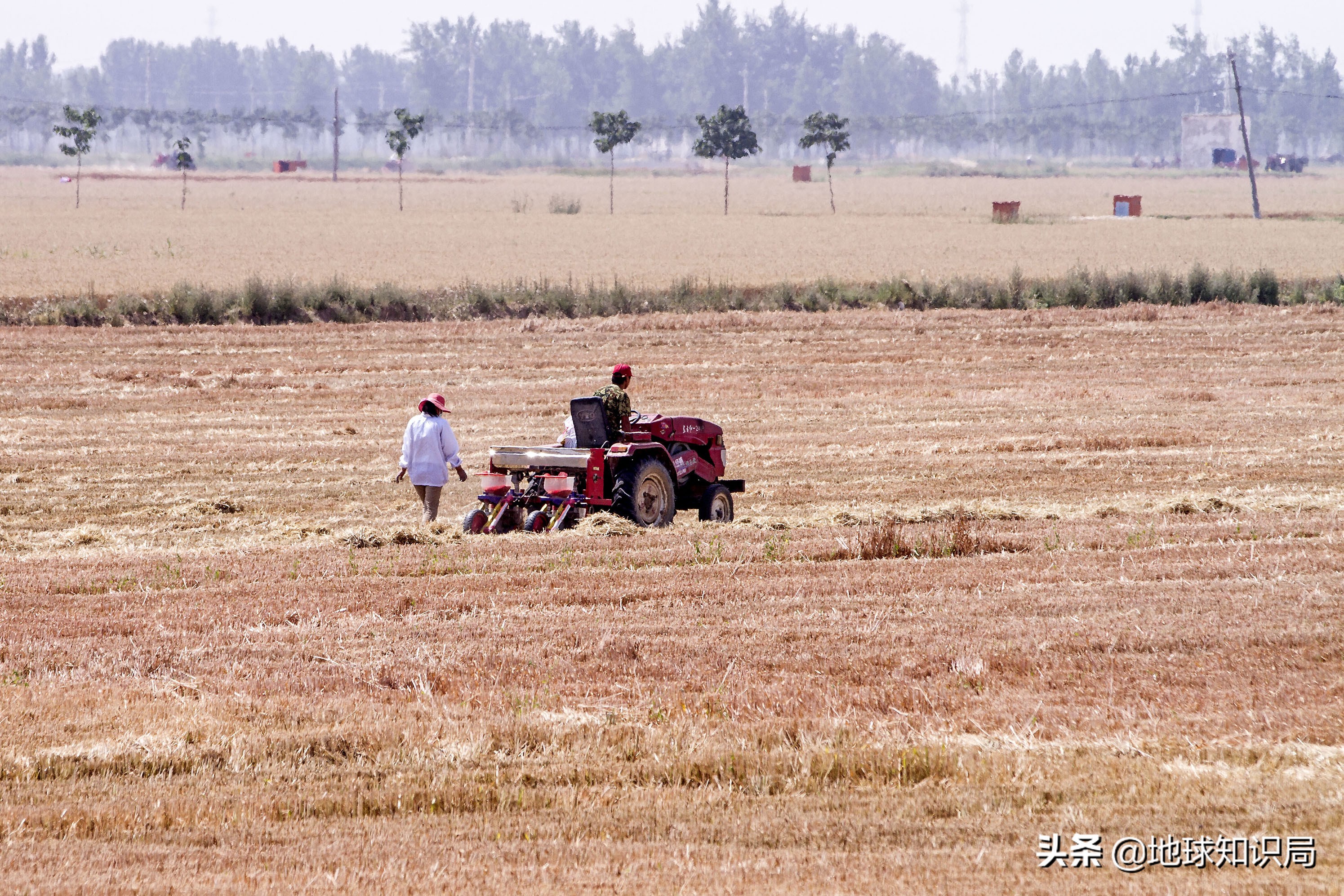 閾佽矾鑱屽伐濡備綍鏀瑰彉鍛借繍,閾佽矾涓ゆ梺鎬庝箞鏀瑰彉椋庢按
