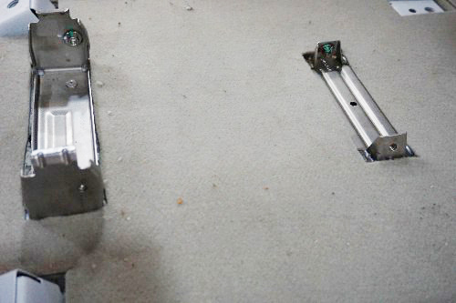 gl8改装扶手箱过程,gl8低配升级原厂扶手箱