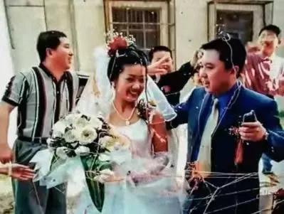 于谦老婆白慧明个人资料,于谦媳妇白慧明比于谦小多少