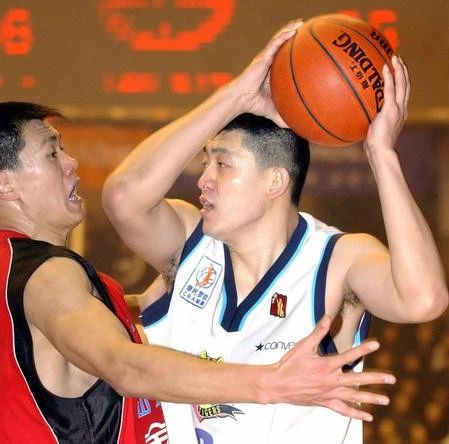 张卫平篮球集锦,张卫平为什么告别篮球