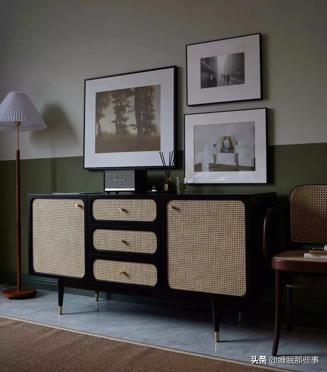 看了一眼她家的绿墙,我觉得我家还可以再抢救一下