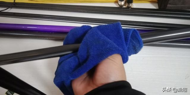 鱼竿保养是用油还是用蜡好,鱼竿保养先用油还是先用蜡
