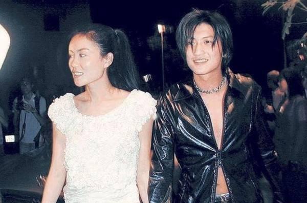 谢霆锋表示不结婚，知名大V质疑他和王菲借恋爱炒作，做错的示范